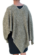 Big Button Boucle Ruana